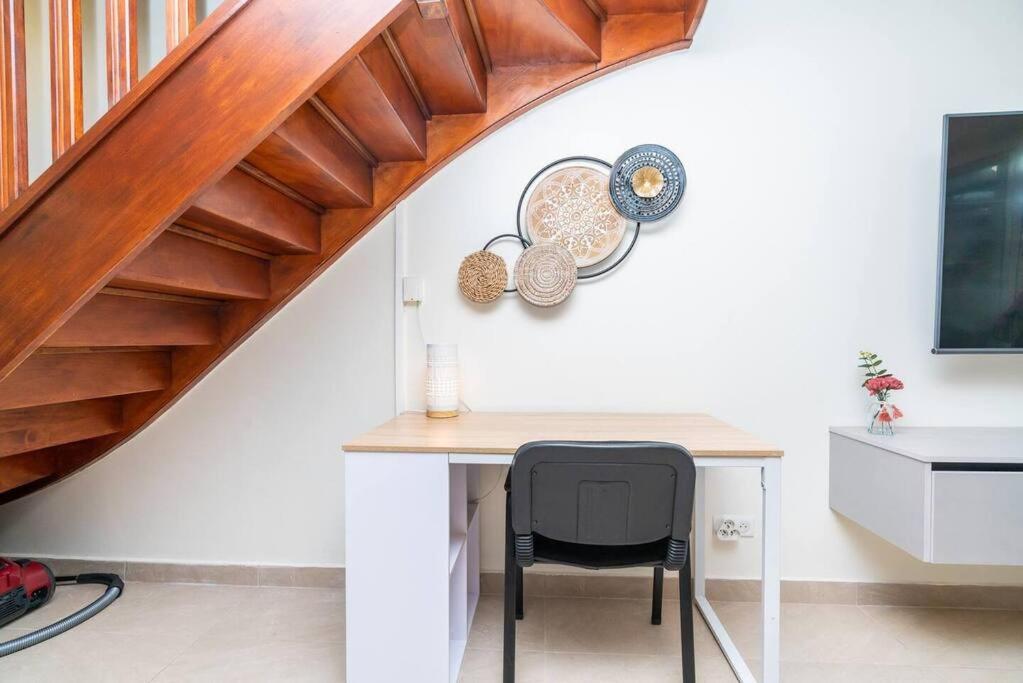 פאפיט Heitea Lodge - 6 Min Airport, Wifi, Ac & Parking מראה חיצוני תמונה